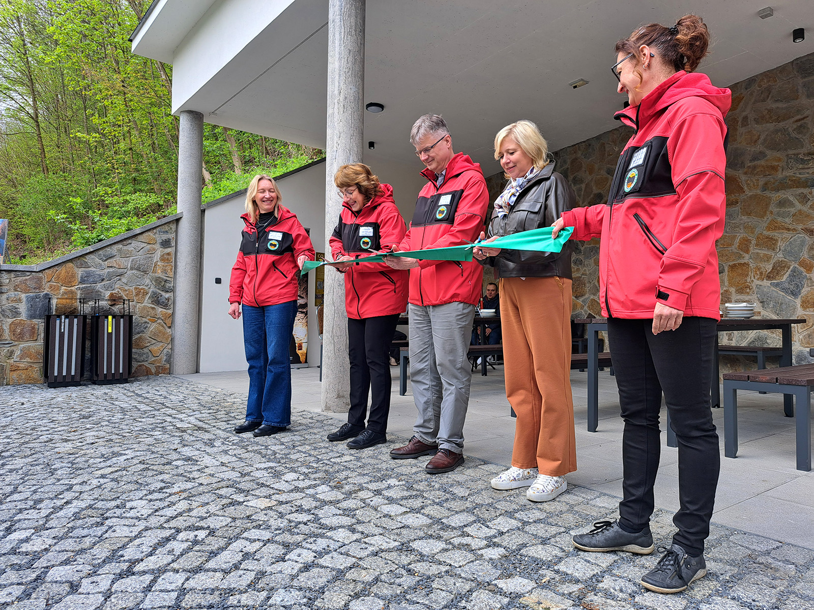 Zbrašovské jeskyně turistům nadělují nový přístřešek