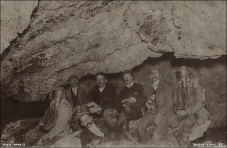  Zbrašovské aragonitové jeskyně - historie