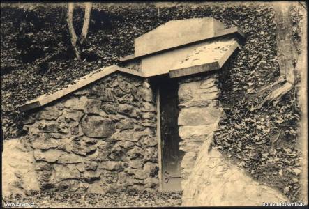  Zbrašovské aragonitové jeskyně - historie